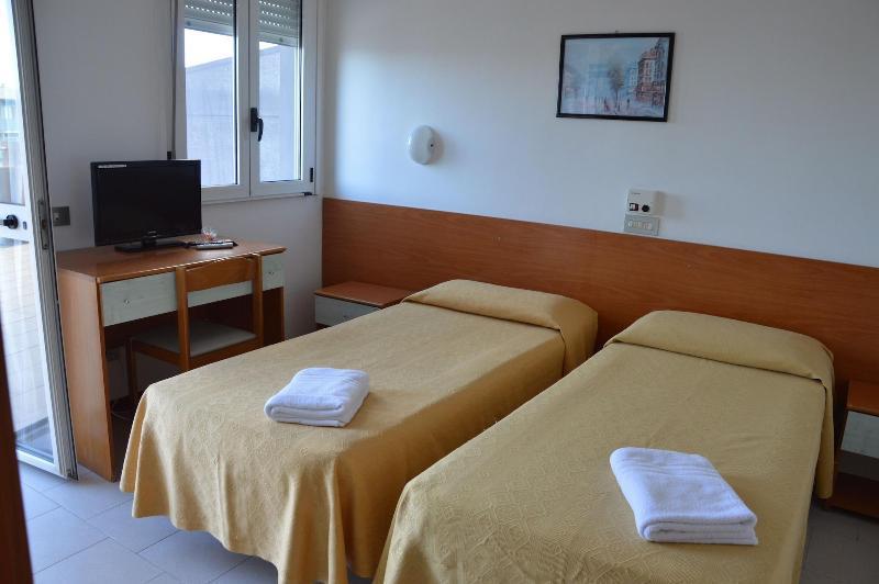 Hotel Caesar 페자로 외부 사진